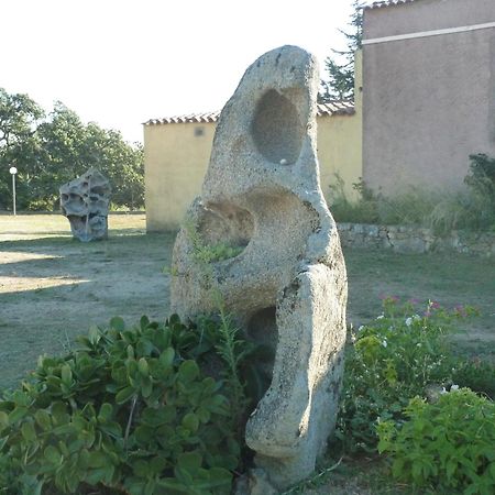 Agriturismo Vaddidulimu Luogosanto Esterno foto